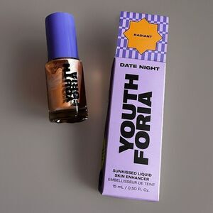 Youth Foria Date Night Sunkissed Liquid Skin Enhancer Radiant Brand New In‎ Box